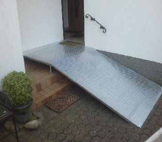Rampe für Rollstuhl,
 Rampe für Rolllator